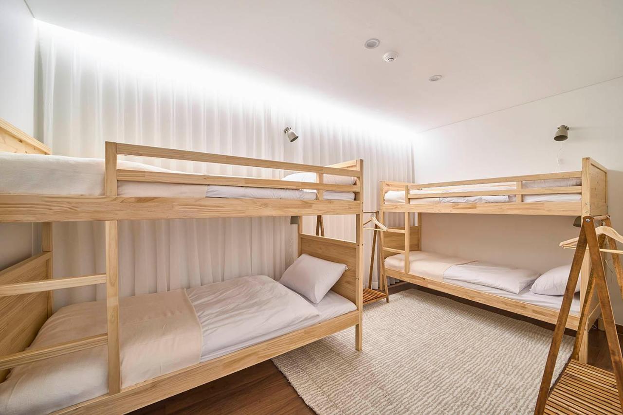 Futon Guesthouse Сеул Экстерьер фото